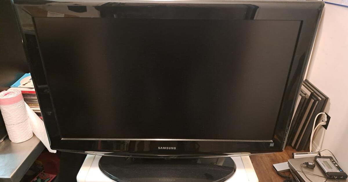 Samsung Tv Lcd Model Ln T H For Free In San Gabriel Ca For