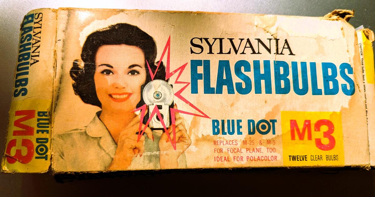 Vintage Sylvania Blue Dot M 3 Flashbulbs Complete Set For 5 In