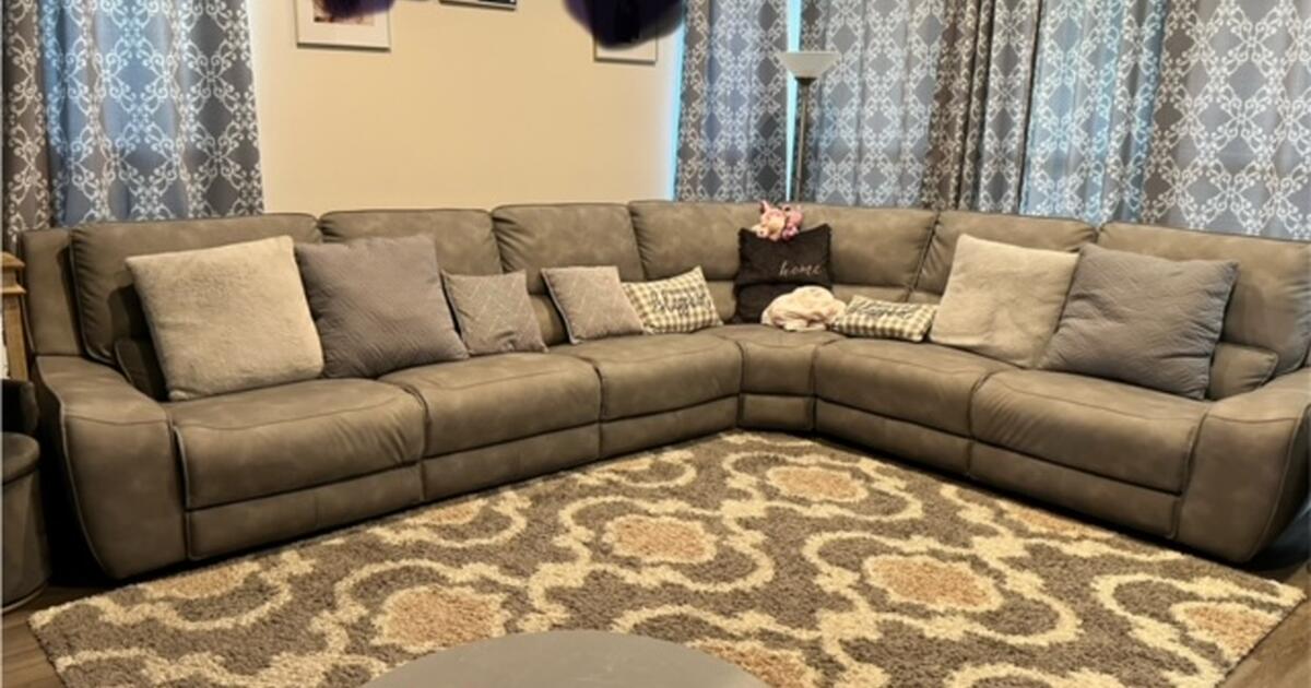 Leather Sectional And King Size Bedroom Set For Free In Brownsville Tx