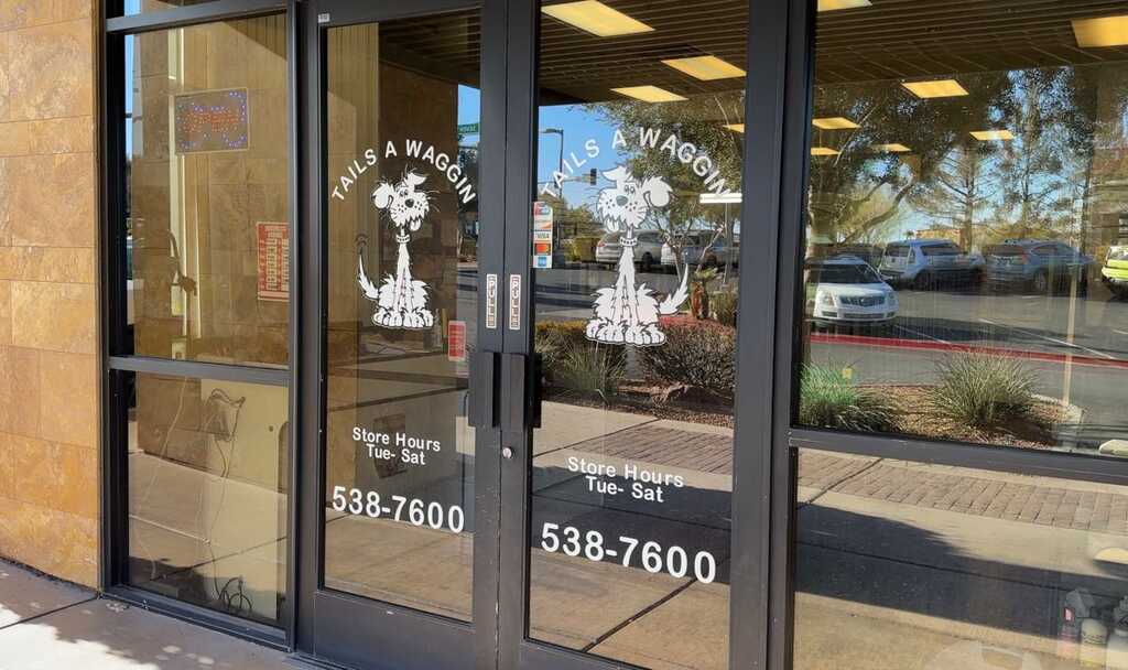 Waggin best sale tails hours