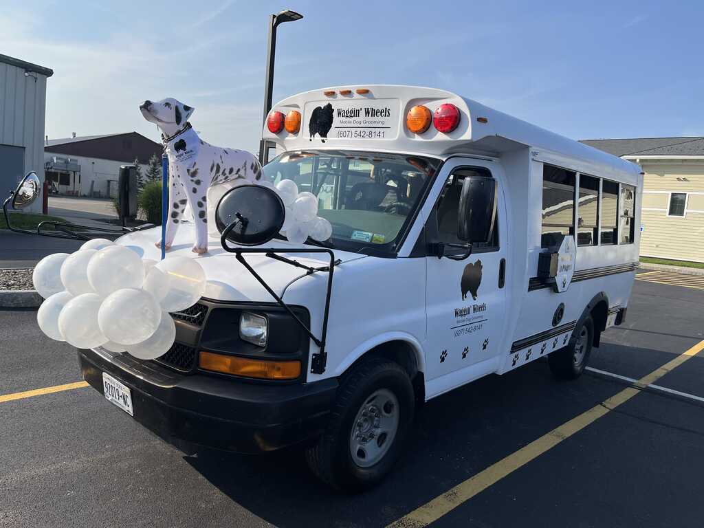 Waggin wheels mobile hot sale grooming