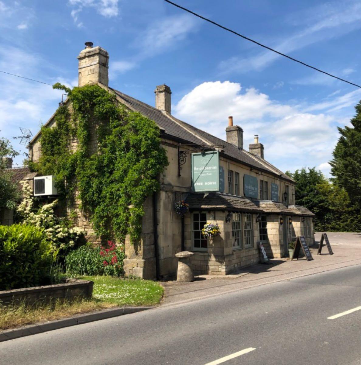 The Old Bear Inn Staverton Trowbridge, GBENG Nextdoor