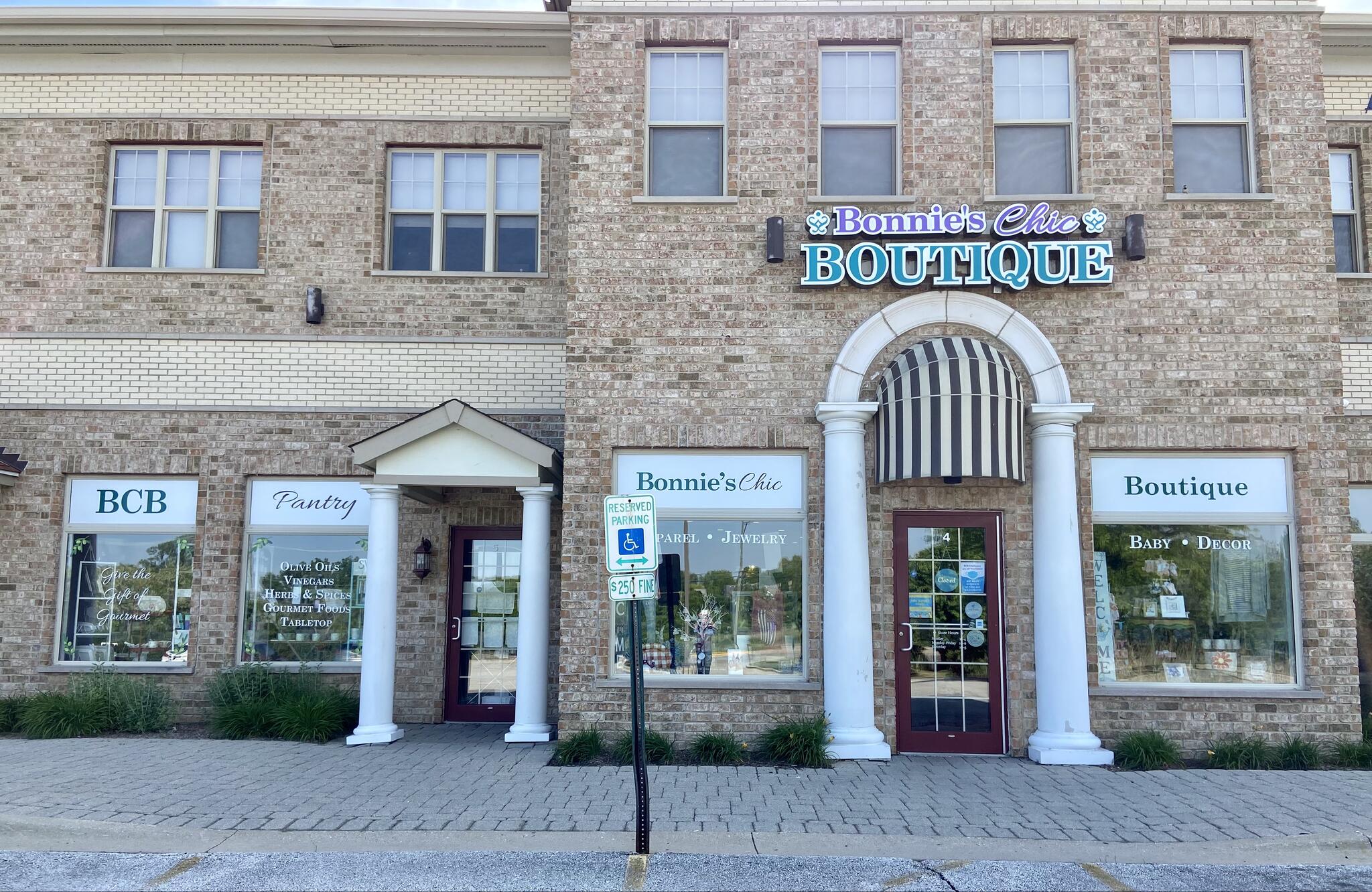 Bonnie s Chic Boutique Grayslake IL Nextdoor