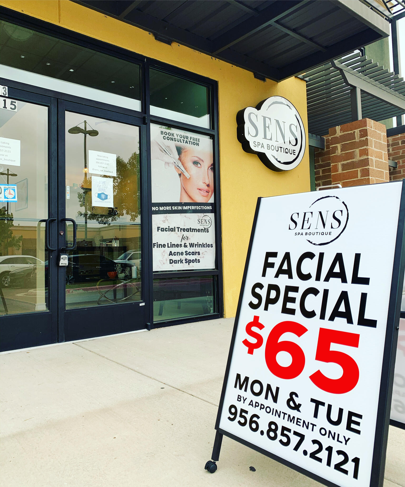 Facial Treatments For Fine Lines & Wrinkles