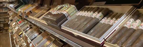how is tobacco mosaic virus spread Tobacco Mosaic Virus (TMV) Symptoms & Treatment on Cannabis
