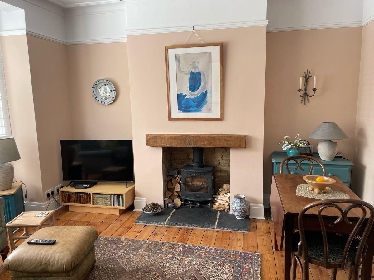 Laura’s Decorating Services LeighonSea, England Nextdoor