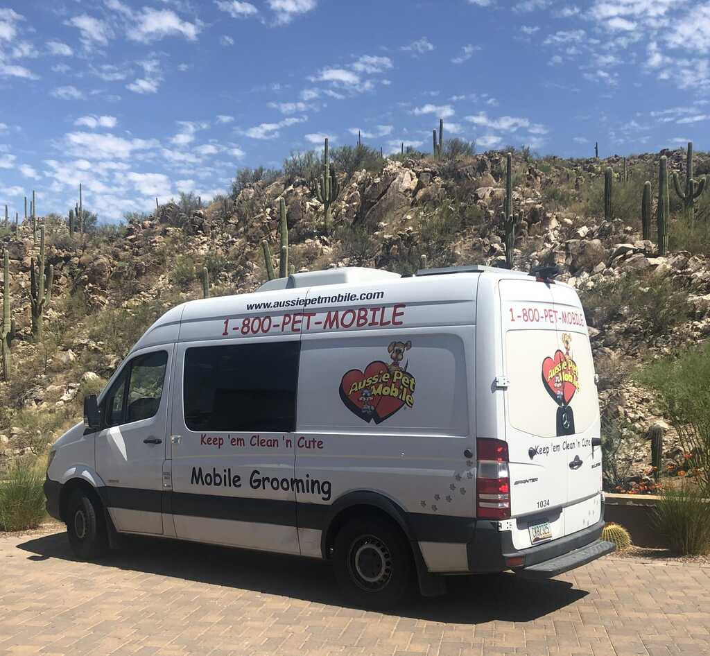 Mobile dog grooming deals tucson