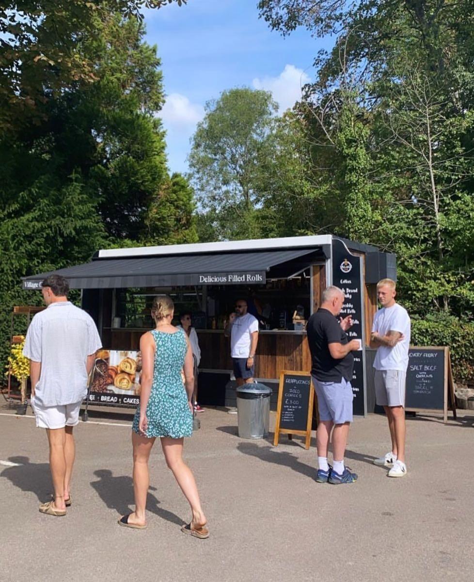 Village café Newgate Street Hertford, GBENG Nextdoor