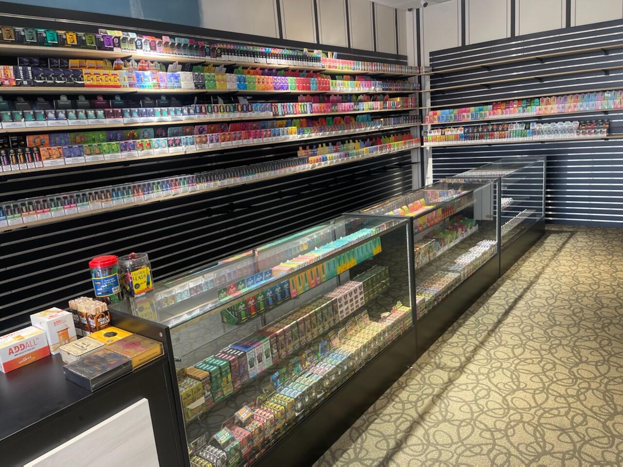 Smoke World Vape - Delavan, WI