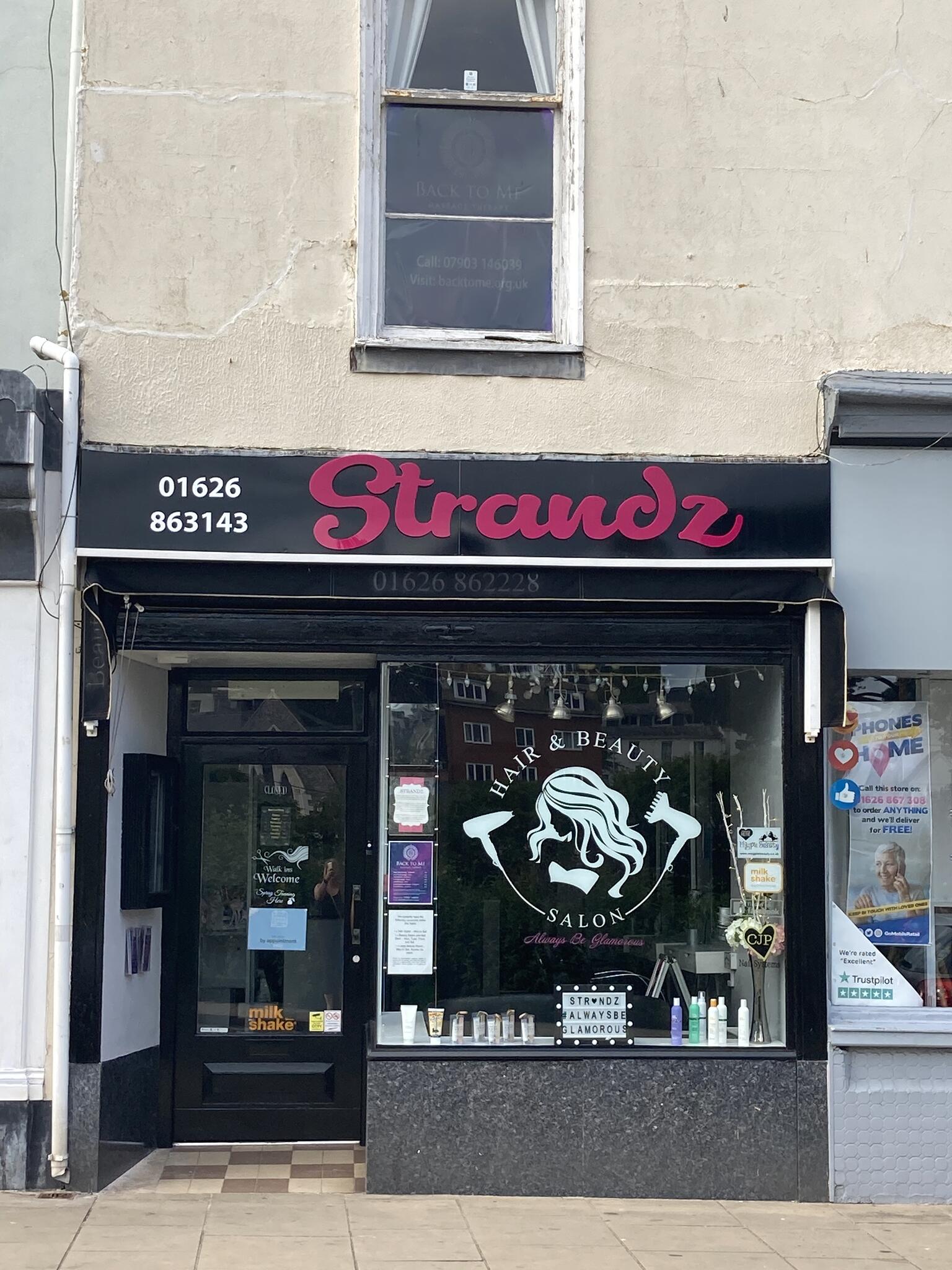 Strandz Dawlish, England Nextdoor