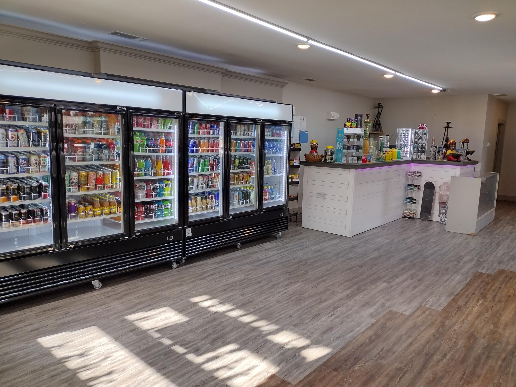 vape mit viel dampf locations — Get Weird Smoke Shop main image 0