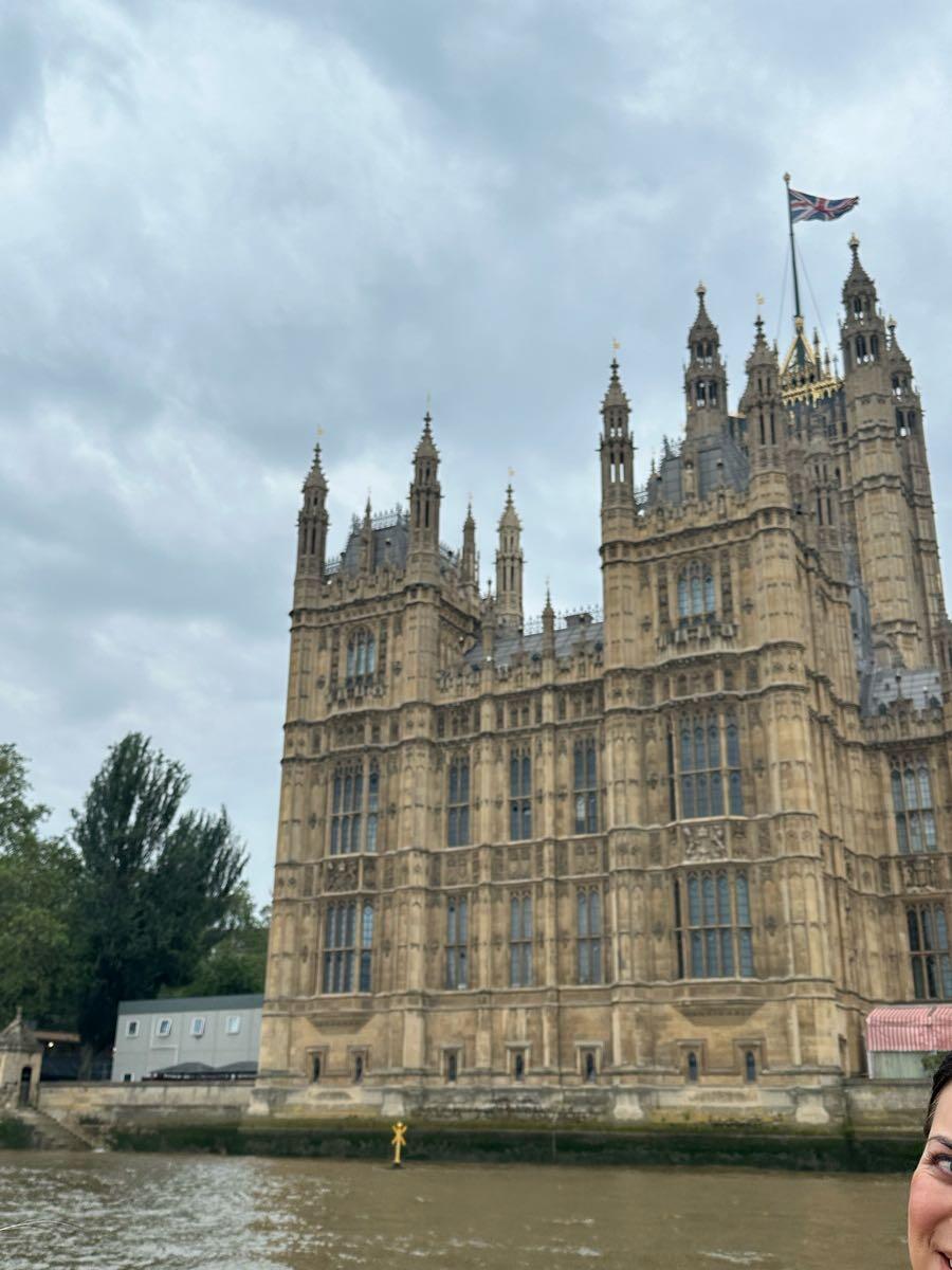 Victoria Quinn Notary Public London Nextdoor