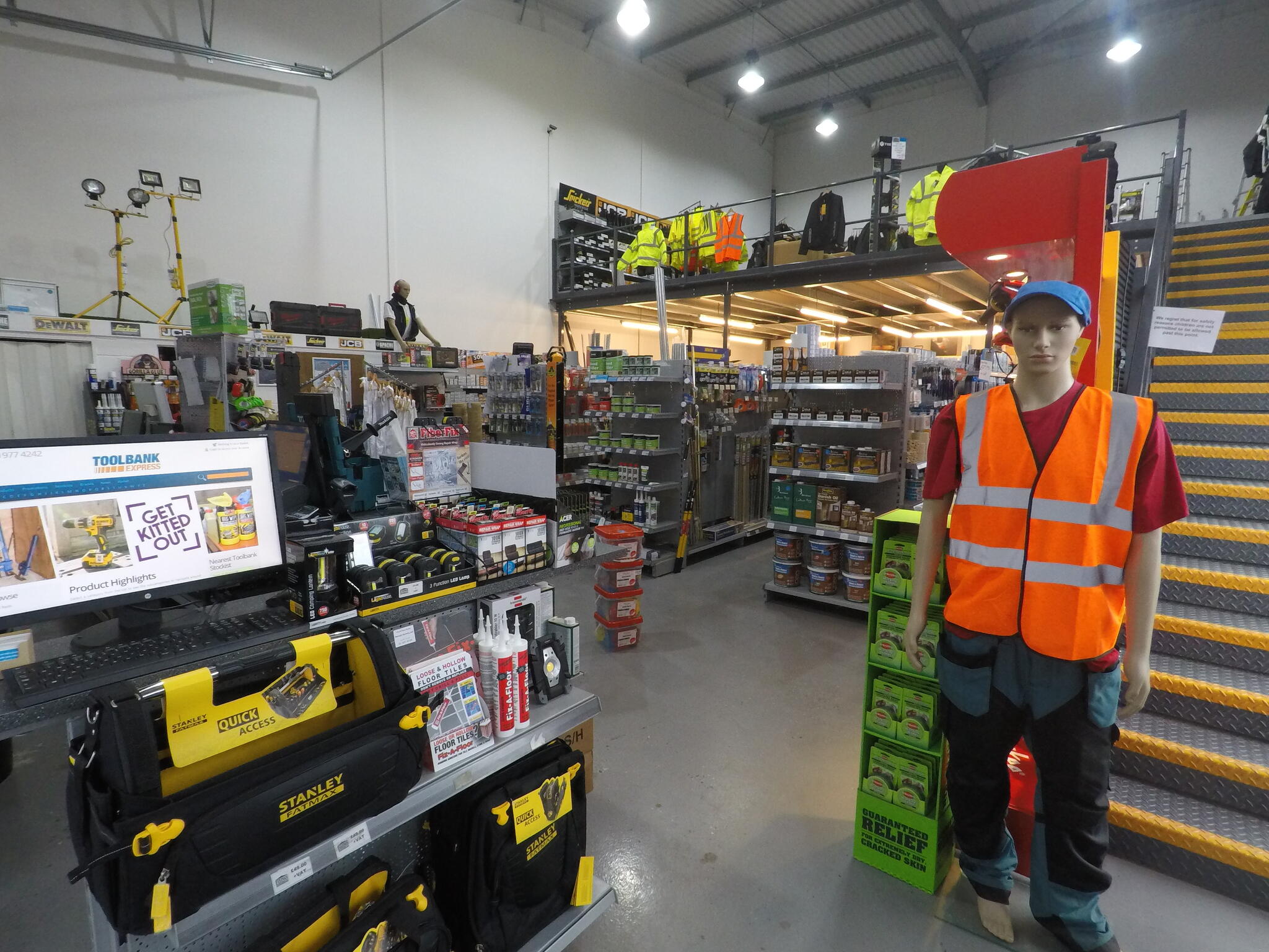 Fixings Warehouse Aylesford, England Nextdoor