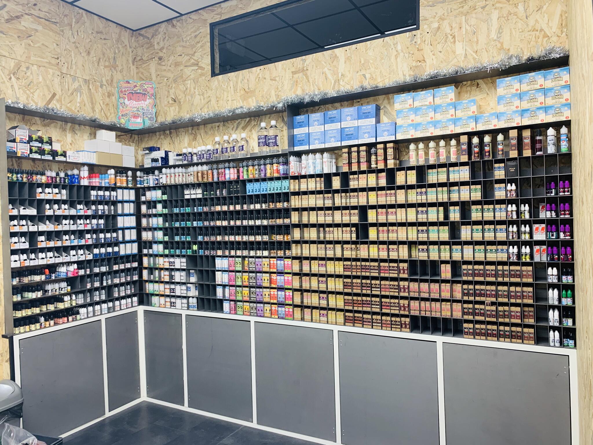 elfbar nachfüll pod läuft aus Boutique cigarette électronique à Paris 9 St Lazare, magasin e-cigarette,  e-liquide main image 0