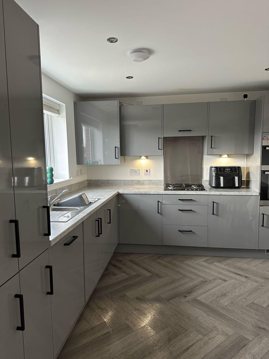 Top Tia Cleaning Services Todmorden, GBENG Nextdoor