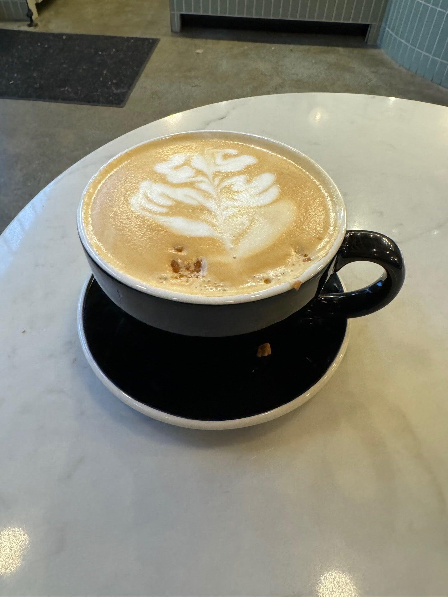 Mr West Cafe Bar Seattle - ttrm2fc