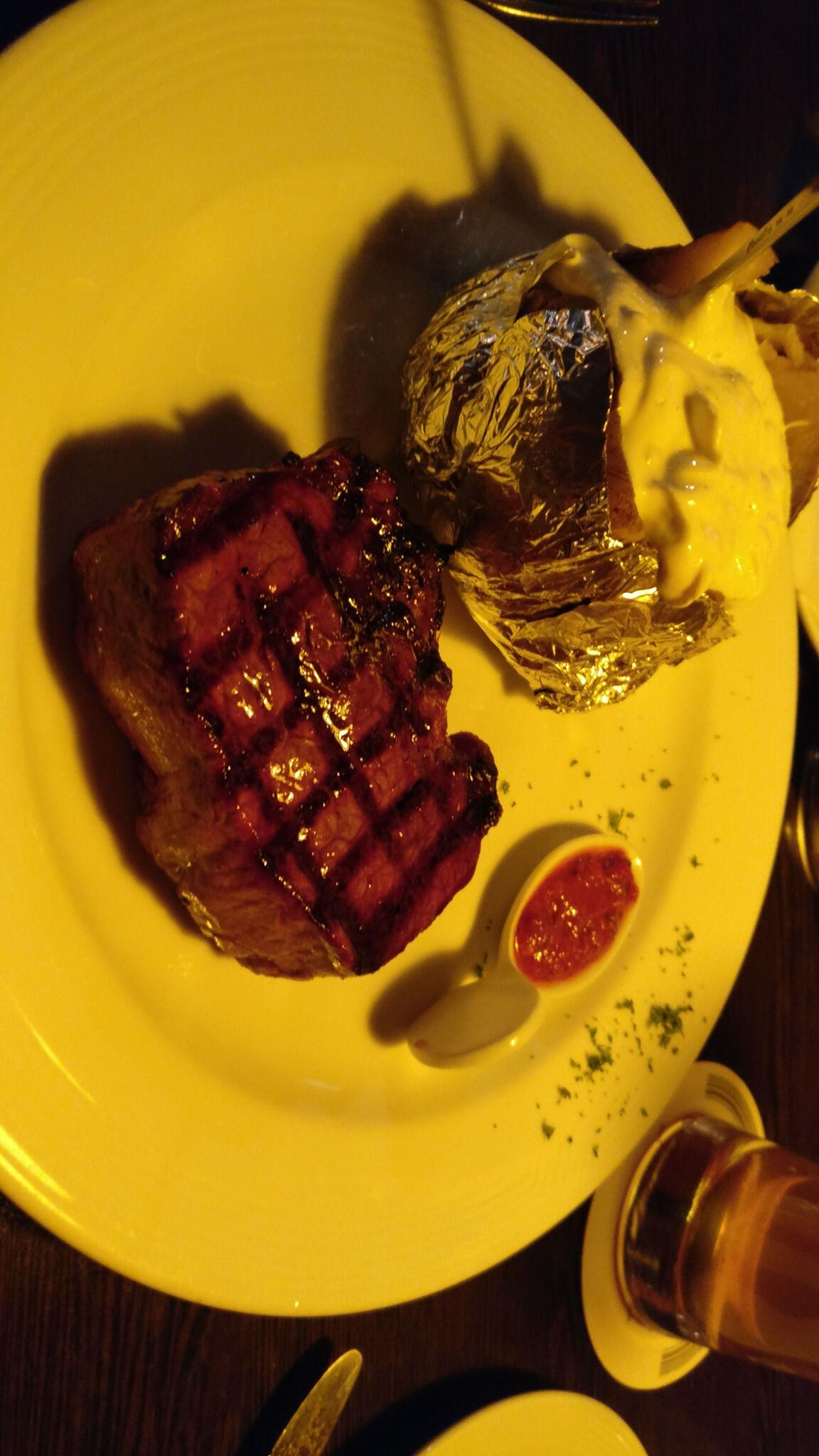 Argentinisches Steakhaus - Nextdoor Argentinisches Steakhaus - Nextdoor