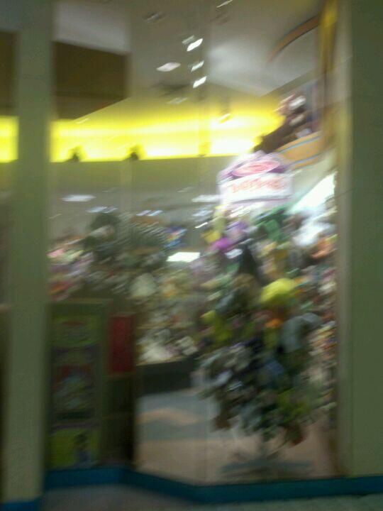 Toy Box at Lakeside Mall Sterling Heights MI Nextdoor