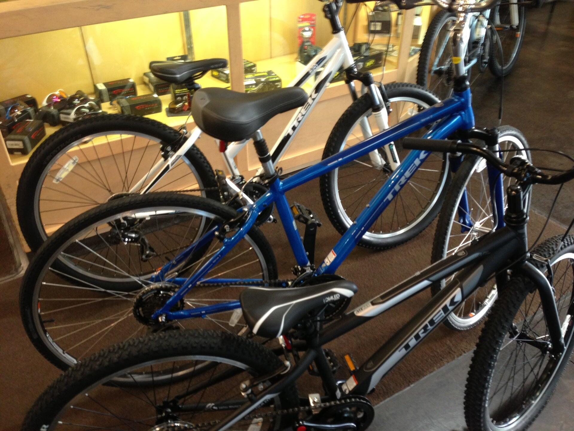 beat mountain bike helmets Favoto Lightweight Helmet Lululemon On My Bag ITEM:Motor New In This Month