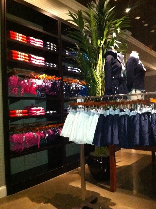 Abercrombie & Fitch Providence, RI Nextdoor