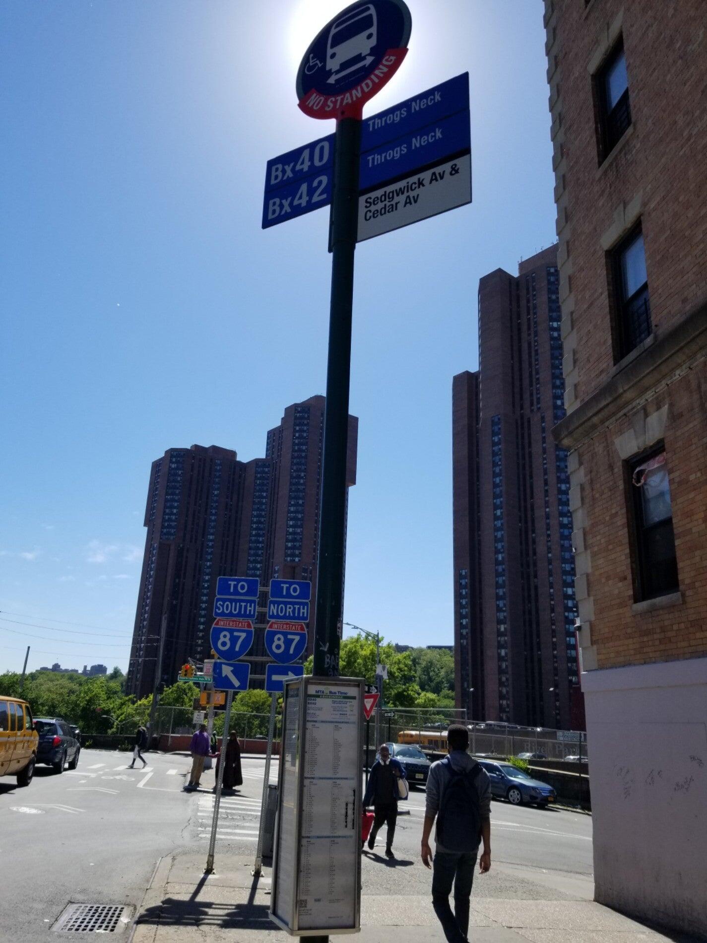 MTA MaBSTOA Bus Bx18 / Bx40 / Bx42 at River Park Tower / Tremont Avenue ...