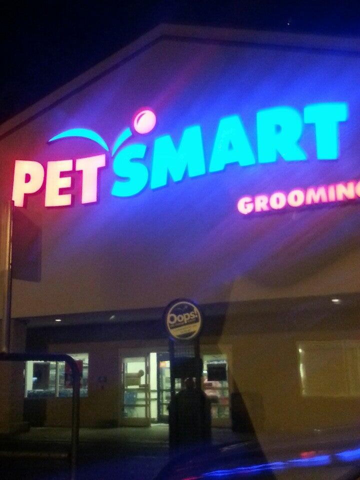 Petsmart bunker outlet hill