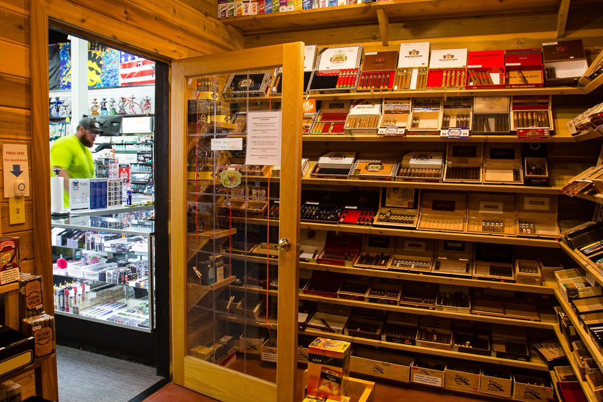 Albertville Tobacco and Vapor - Albertville, MN