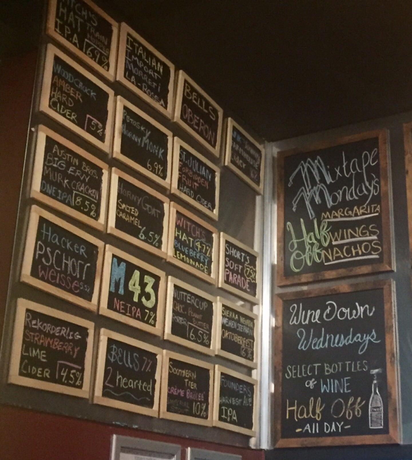 Descubrir 69+ imagen shakers bar and grill Viaterra.mx