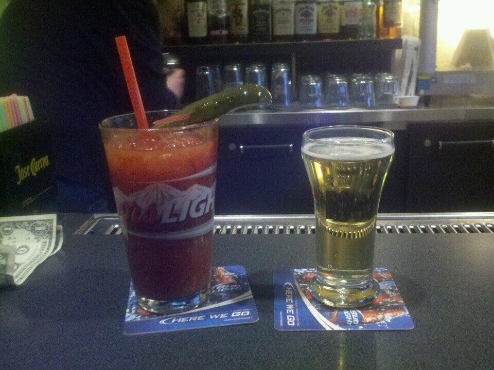 4th Quarter Sports Bar & Grill Algoma, WI Nextdoor