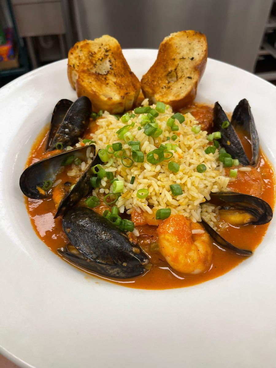 Rhett's Bar & Grill Zion Crossroads, VA Nextdoor