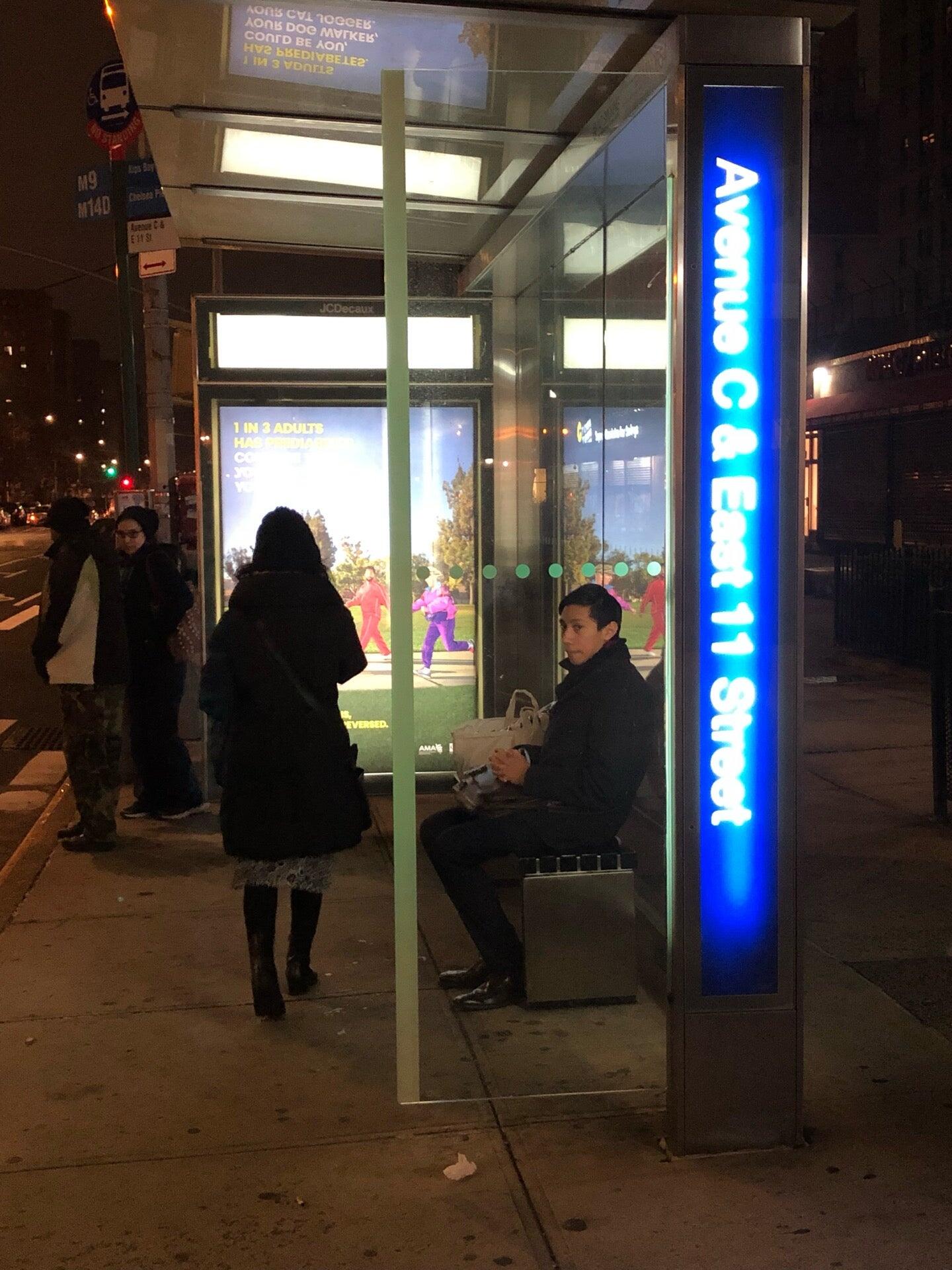 M60 Bus Stop New York Ny - b7cob3t