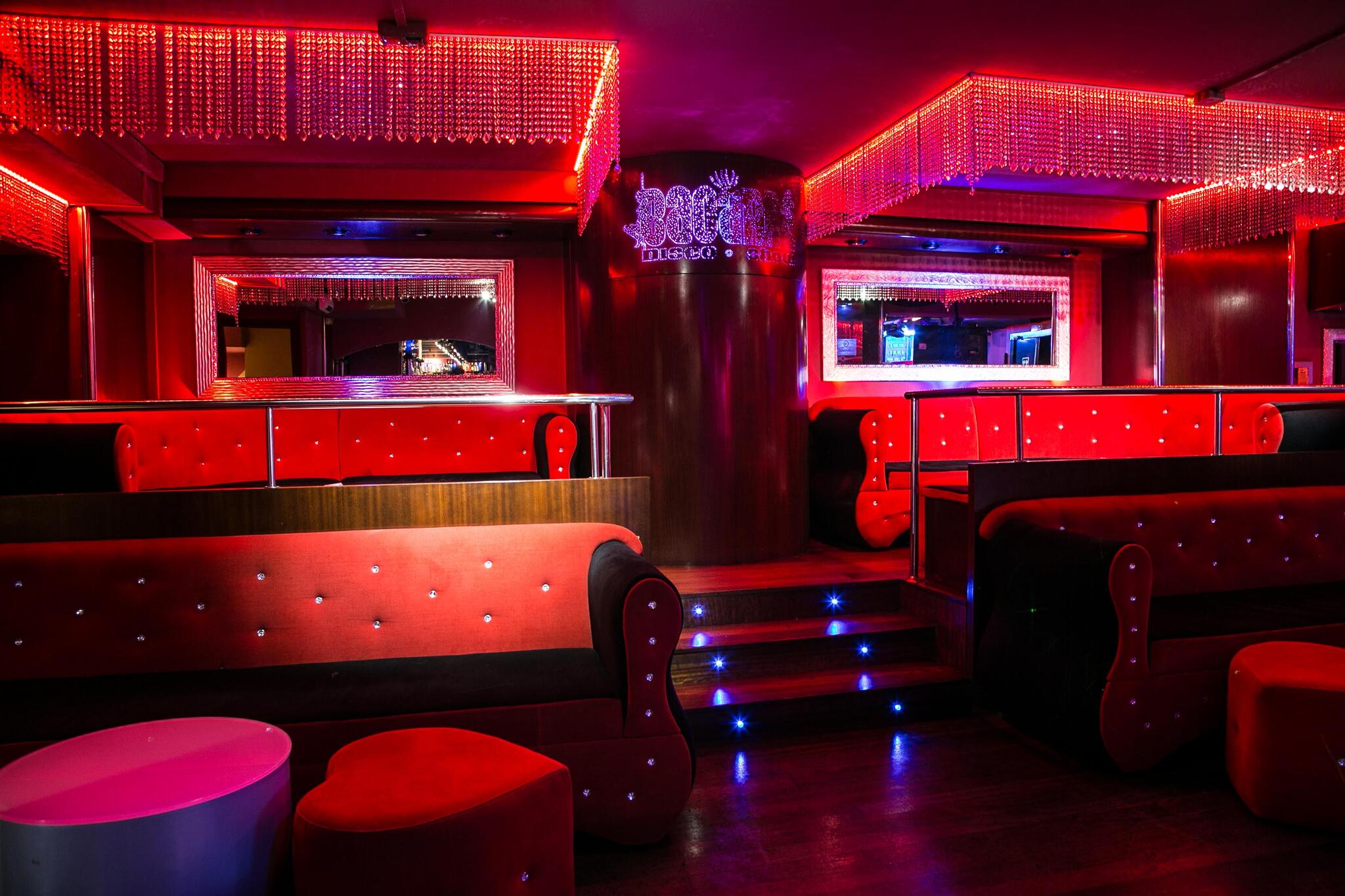 Bacarra Strip Club Barcelona - Barcelona - Nextdoor