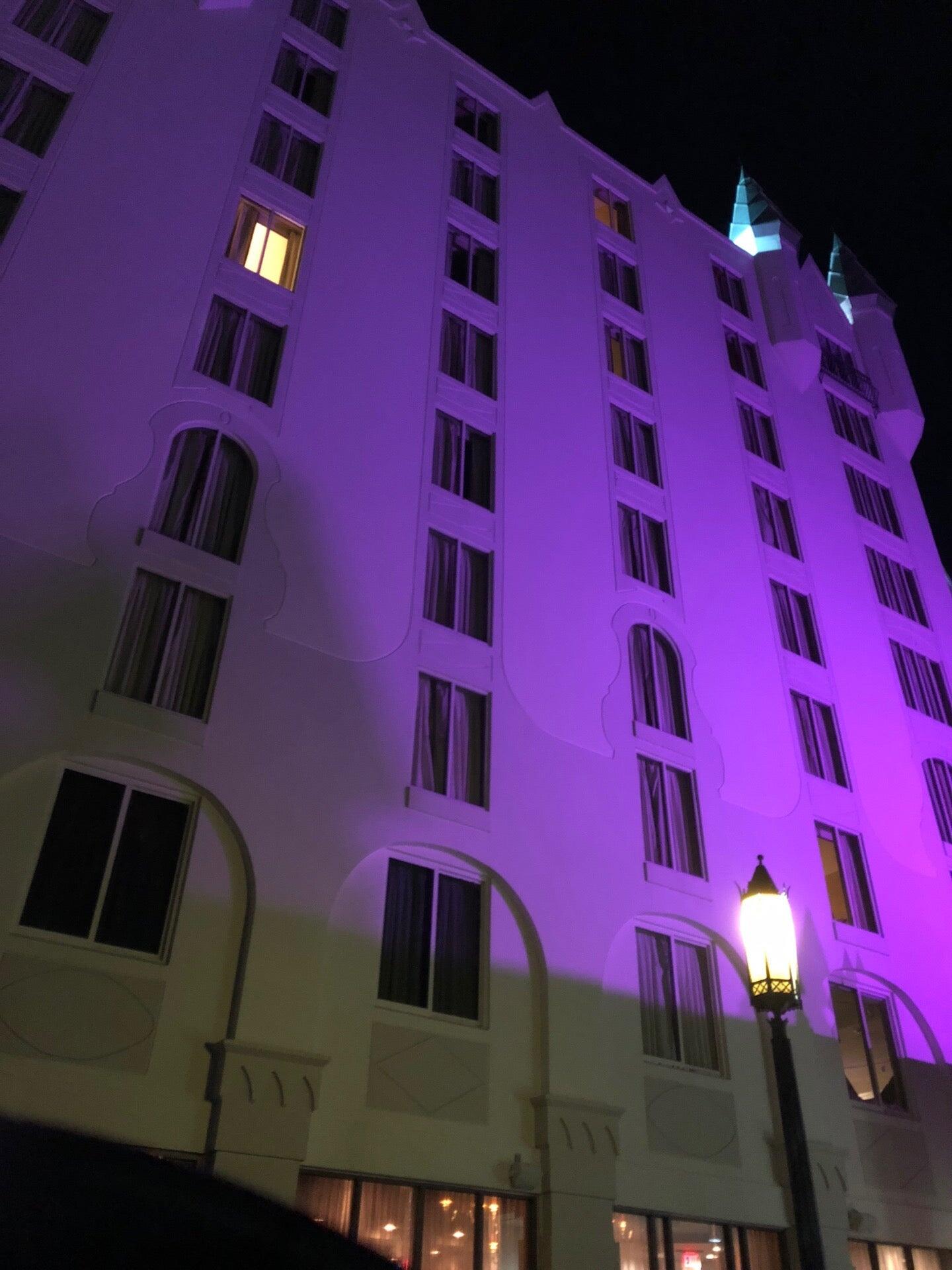 CASTLE HOTEL - Orlando, FL - Nextdoor