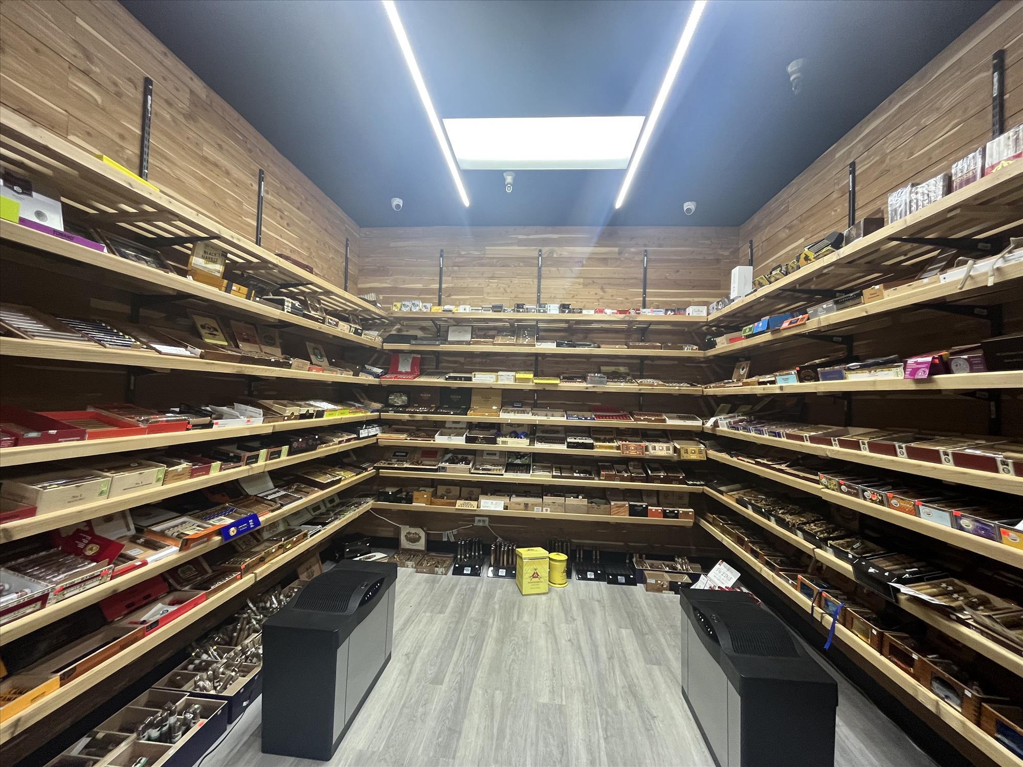 Tobacco Land - Bolingbrook, IL