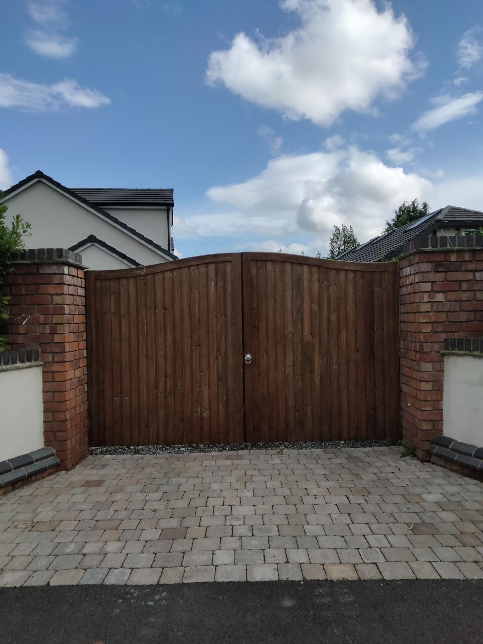 Ellesmere port fencing ltd local fencing ellemere port Ellesmere Port