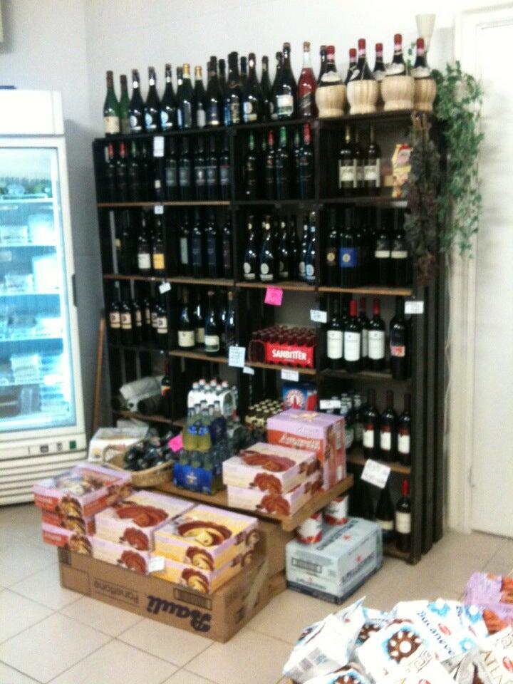 Salumeria Italiana - Nextdoor