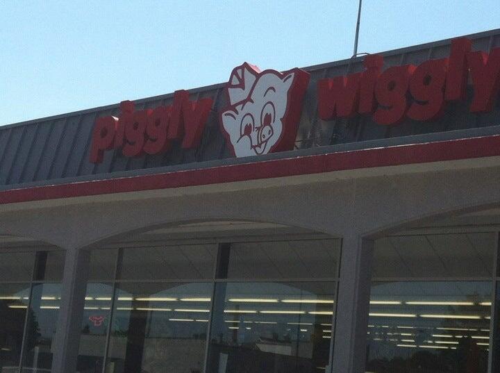 Piggly Wiggly Two Rivers, WI Nextdoor