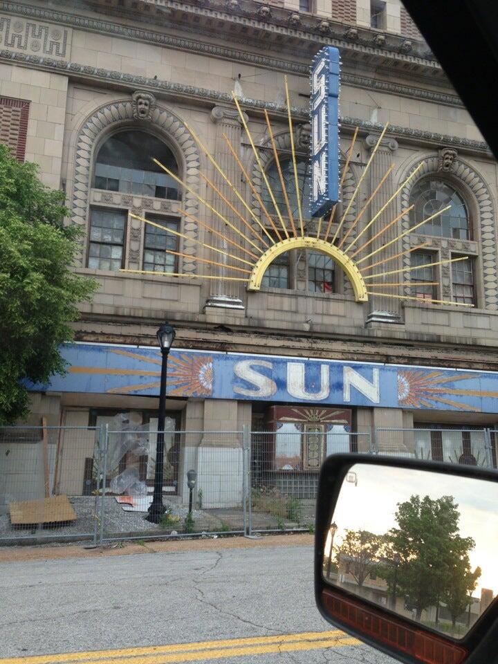 Movie Theaters In St Louis Mo 60 Photos Moonagedaydream.film