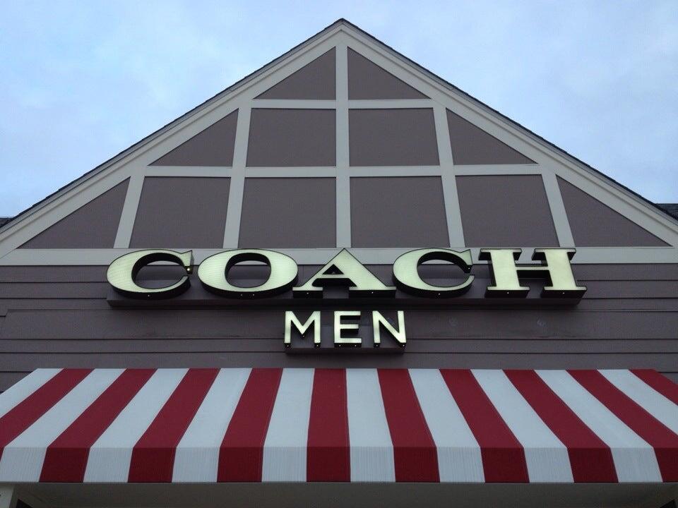 Discover the Coach Factory Outlet in Howell, MI: A Shopper's Paradise