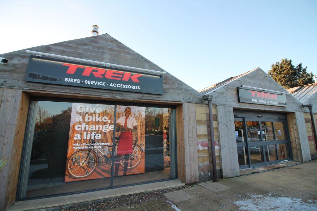 trek store edinburgh