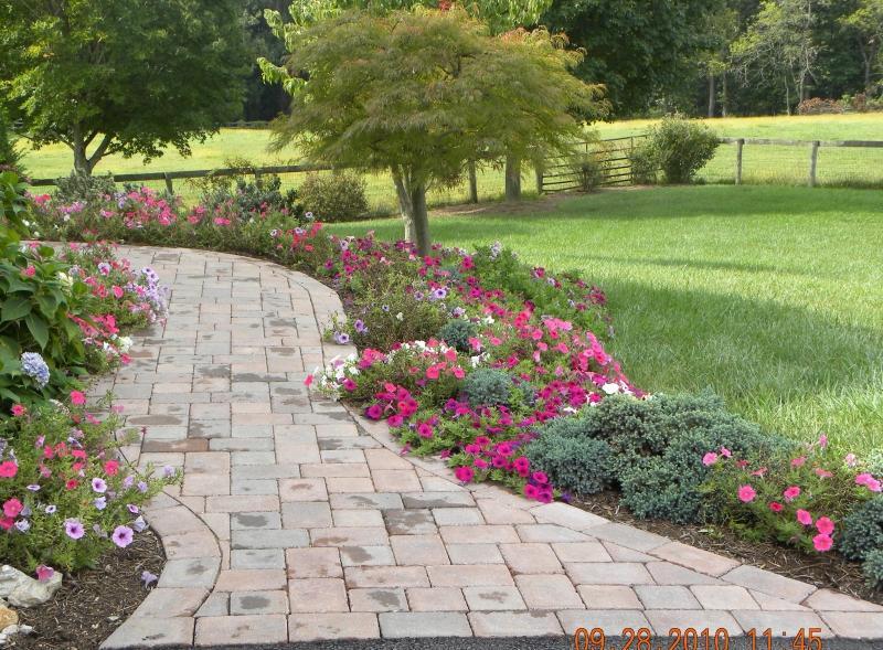 oaklawn landscaping