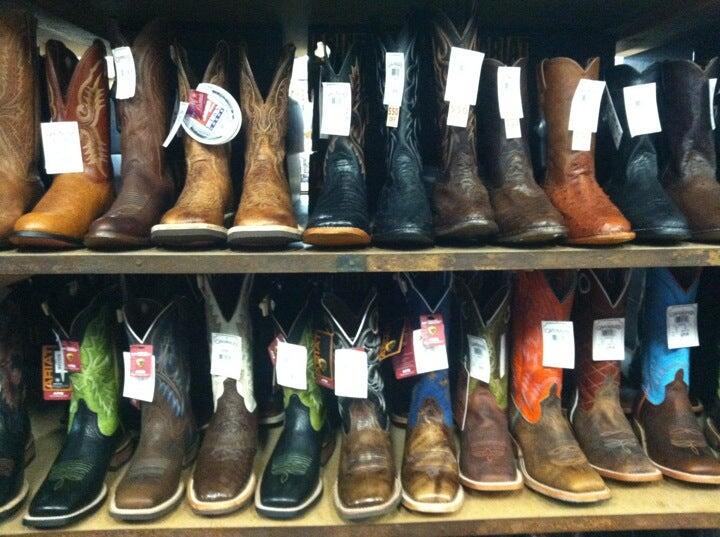 cavender's and boot barn