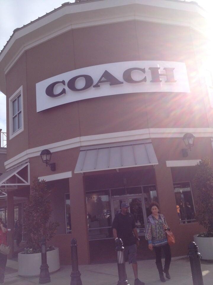 Discover the Coach Outlet in Pearl, MS: A Shopper's Guide