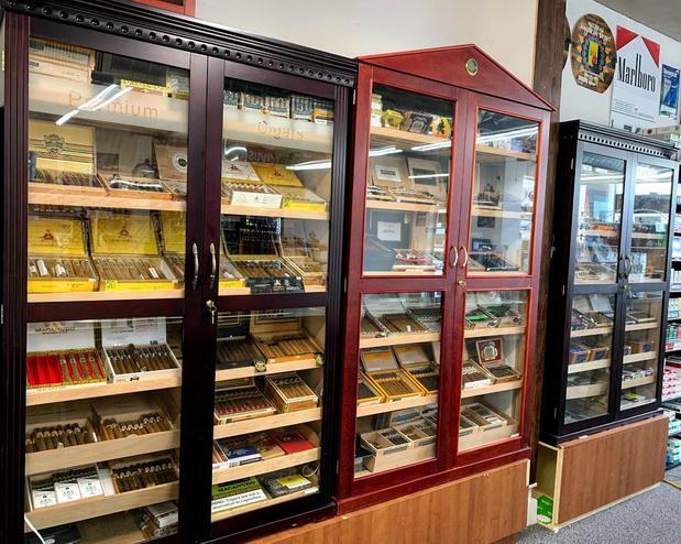 tobacco outlet middleton wi Tobacco N Stuff - Middleton, WI
