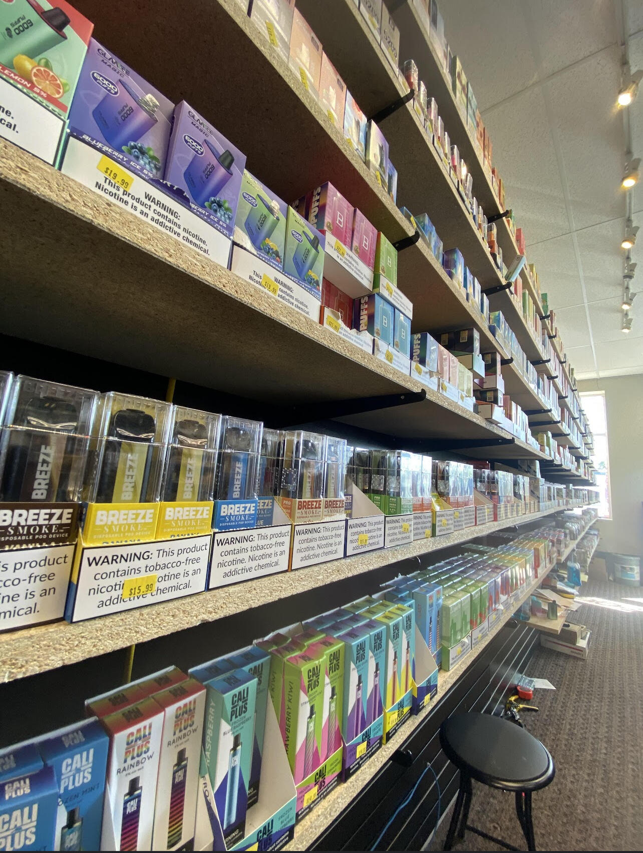 Smoke World Vape - Waupaca, WI