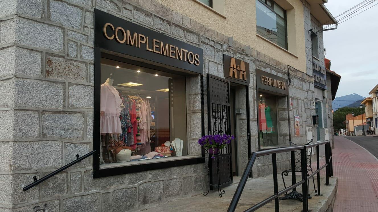 A&A Moda, Perfumería y Complementos