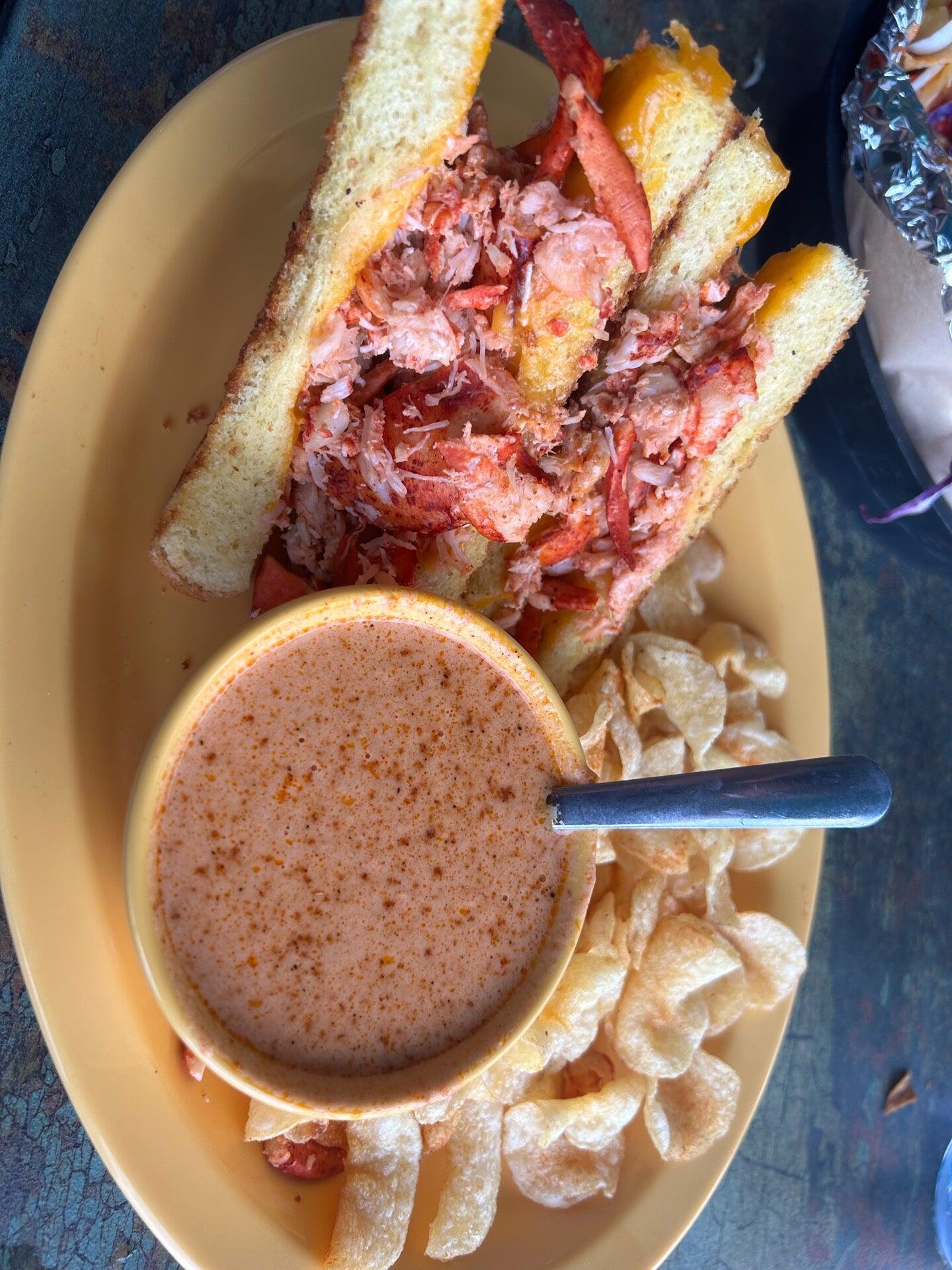 Bar Fly Safety Harbor, FL Nextdoor