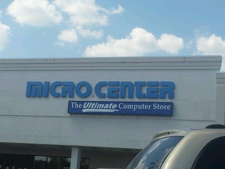 Computer Store in Westmont, IL - Micro Center