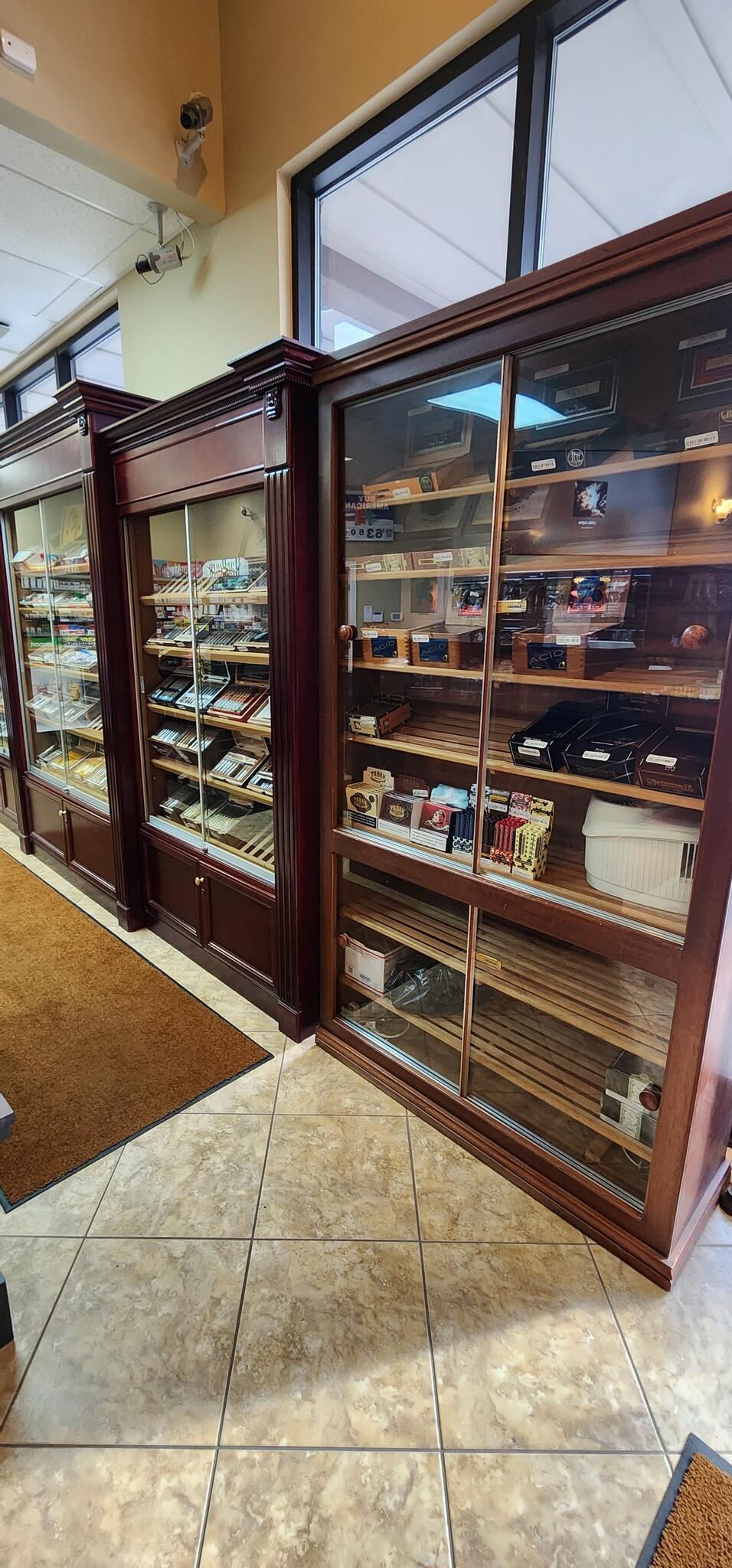 Leaf and Cloud Tobacco Stores - Kalispell, MT