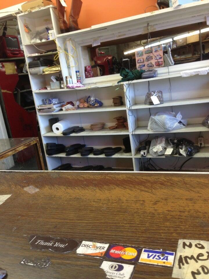 Bucks hot sale shoe repair